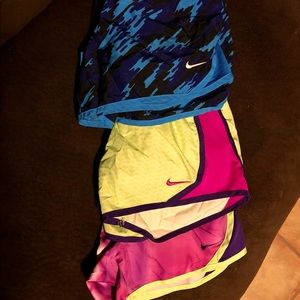 SOLD Girls Nike shorts